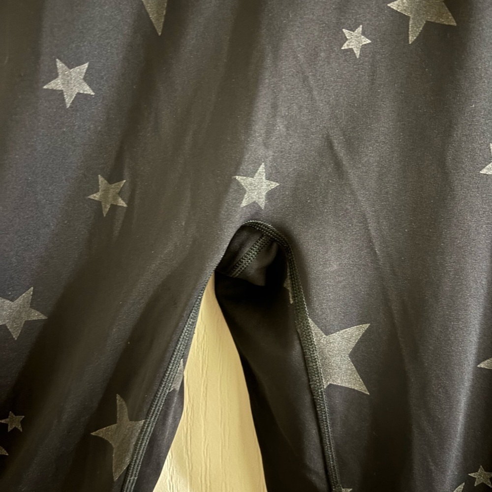 Aerie Black Star Pattern Leggings - Picture 3 of 4
